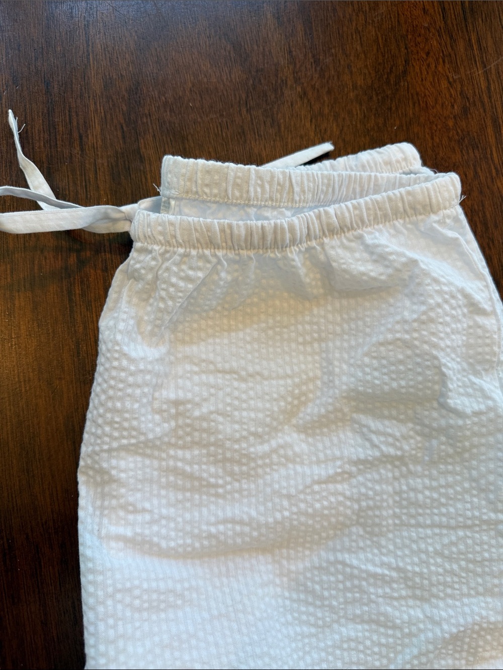 H&M White Textured Drawstring lounge Shorts - Picture 2 of 4